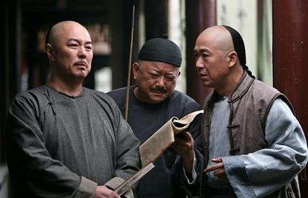 张铁林和张国立的关系,张国立和张铁林谁地位高 张铁林和张国立的关系,张国立和张铁林谁地位高