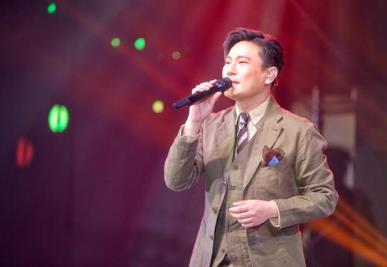 白月光原唱是谁  白月光完整歌词及背景故事