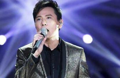 白月光原唱是谁  白月光完整歌词及背景故事