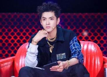 曝吴亦凡将退居幕后 吴亦凡秒回什么梗