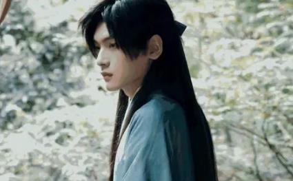 《天官赐福》角色官宣  翟潇闻出演真人版谢怜