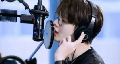 翟潇闻和蒋申是真的吗 翟潇闻天官赐福定妆照 翟潇闻和蒋申是真的吗 翟潇闻天官赐福定妆照