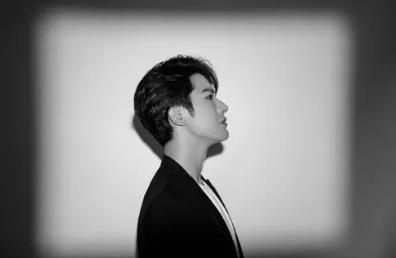 赖艺在铠甲勇士里演谁  赖艺是混血吗2021