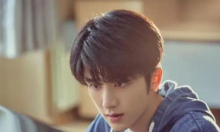 张新成现在在哪个公司 何炅好像不太喜欢张新成2021 张新成现在在哪个公司 何炅好像不太喜欢张新成2021