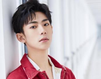 刘家祎和李庚希什么关系 刘家祎家庭背景如何 刘家祎和李庚希什么关系 刘家祎家庭背景如何