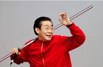 六小龄童哪里人?六小龄童章金莱年龄多大