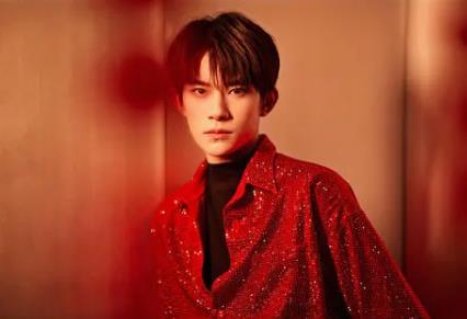 易烊千玺身高及家境 易烊千玺个人资料体重 易烊千玺身高及家境 易烊千玺个人资料体重