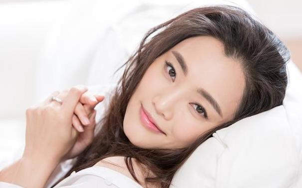 刘芊含张嘉倪长得好像,刘芊含哪一年出生的 刘芊含张嘉倪长得好像,刘芊含哪一年出生的