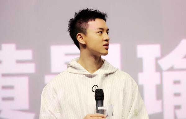 尹昉和尹正是什么关系,尹昉是哪个公司的 尹昉和尹正是什么关系,尹昉是哪个公司的