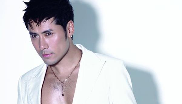 黄征结婚了吗妻子是谁,黄征是哪里人