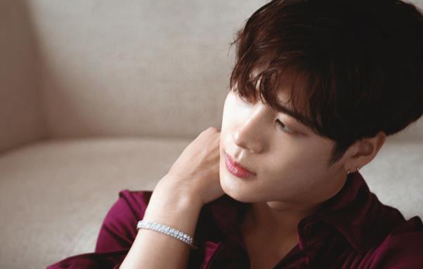 王嘉尔和鹿晗谁高,王嘉尔综艺有哪些 王嘉尔和鹿晗谁高,王嘉尔综艺有哪些