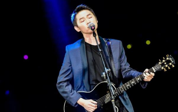 梁博为什么叫梁八首,梁博成名曲是哪一首?