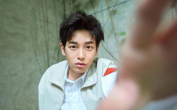 彭于晏和彭昱畅有什么关系,彭昱畅和彭于晏是亲的吗 彭于晏和彭昱畅有什么关系,彭昱畅和彭于晏是亲的吗