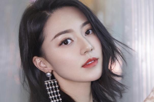 黄梦莹有没有男朋友,黄梦莹今年多大了 黄梦莹有没有男朋友,黄梦莹今年多大了