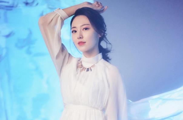 黄梦莹有没有男朋友,黄梦莹今年多大了 黄梦莹有没有男朋友,黄梦莹今年多大了