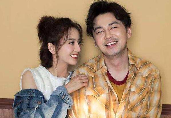 雷佳音妻子回应:微博晒照一个没少! 雷佳音妻子回应:微博晒照一个没少!