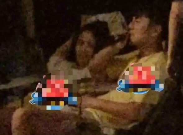 雷佳音妻子回应:微博晒照一个没少! 雷佳音妻子回应:微博晒照一个没少!