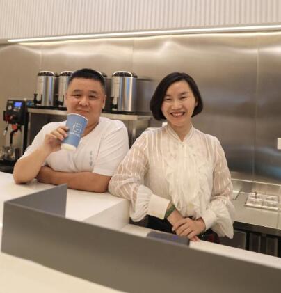 王俊凯八卦:奶茶店火爆开业惊喜满满 王俊凯八卦:奶茶店火爆开业惊喜满满