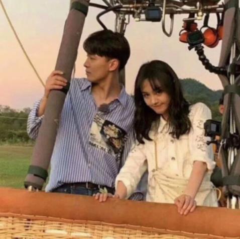 张恒向郑爽求婚是真的吗 张恒求婚郑爽成功了吗