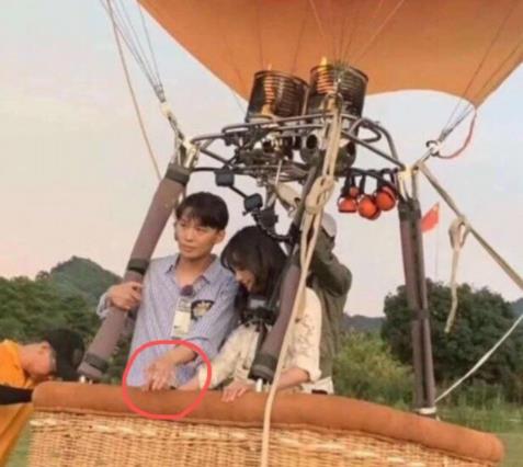 张恒向郑爽求婚是真的吗 张恒求婚郑爽成功了吗