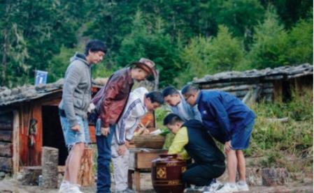 一路成年是中年版爸爸去哪儿吗 一路成年嘉宾都有谁 一路成年是中年版爸爸去哪儿吗 一路成年嘉宾都有谁