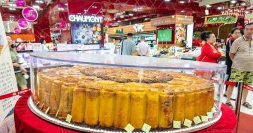 730斤月饼现身上海什么情况 730斤的月饼售价是多少