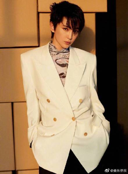 李冰冰短发新造型：气场十足A到爆炸