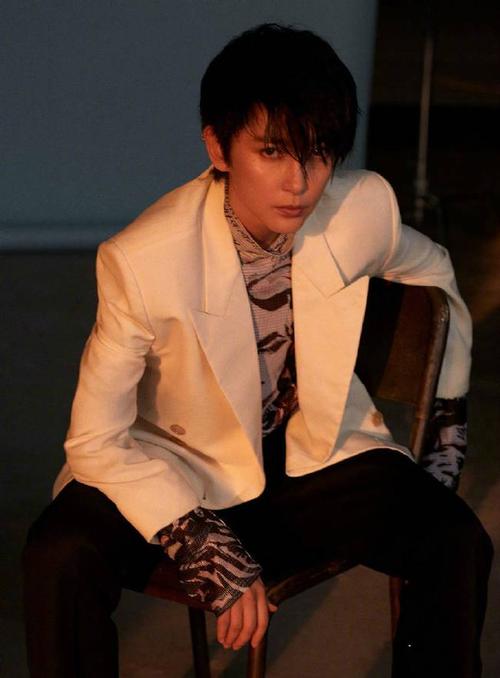 李冰冰短发新造型：气场十足A到爆炸