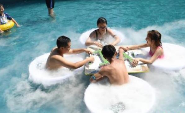 坐冰桶里打麻将 重庆人解锁打麻将新姿势 坐冰桶里打麻将 重庆人解锁打麻将新姿势