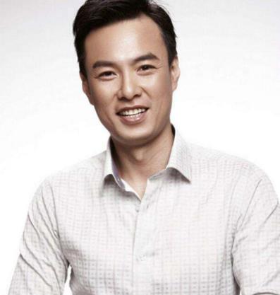 小欢喜雷蒙德的扮演者是谁 雷蒙德最后的结局是什么 小欢喜雷蒙德的扮演者是谁 雷蒙德最后的结局是什么