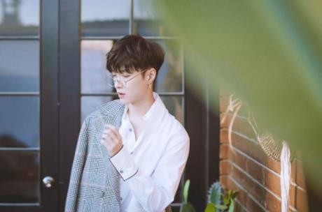 张艺兴名字被打错是什么情况 张艺兴的原名叫什么 张艺兴名字被打错是什么情况 张艺兴的原名叫什么