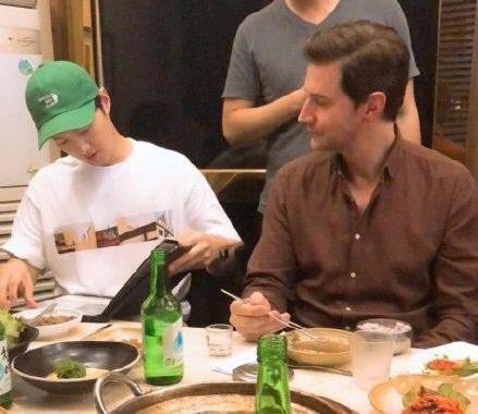 宋仲基离婚后近照曝光绿帽抢镜 宋仲基首度露面详情介绍