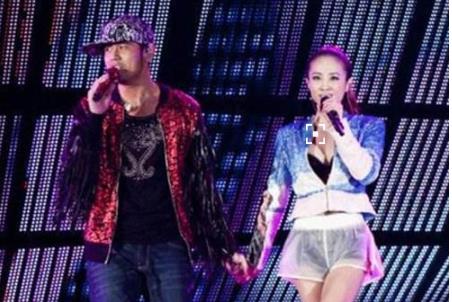 周杰伦蔡依林同框怎么回事 两人同框周杰伦表情亮了