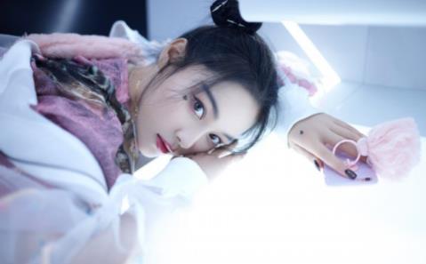 军嫂怒怼张馨予 事件始末详情遭起底 军嫂怒怼张馨予 事件始末详情遭起底