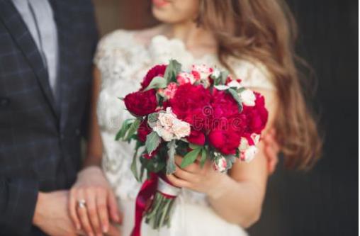 花店不开了花继续开下一句是什么 这句话的出处及意思 花店不开了花继续开下一句是什么 这句话的出处及意思