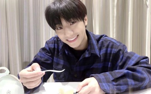 UNINE李振宁恋情曝光 李振宁及绯闻女友详细信息介绍