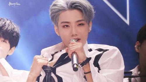 UNINE李振宁恋情曝光 李振宁及绯闻女友详细信息介绍