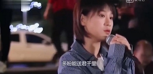 抖音街头小阿七原名叫什么 抖音街头小阿七怎么走红的呢 抖音街头小阿七原名叫什么 抖音街头小阿七怎么走红的呢