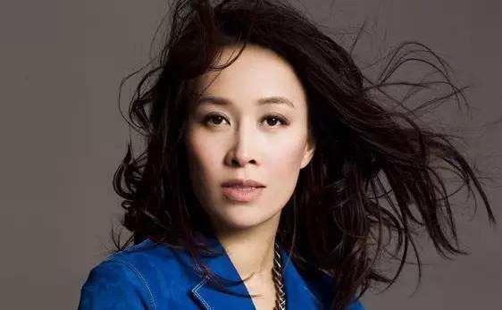 那英遭网红偷拍发怒 猛踹偷拍者详细画面曝光