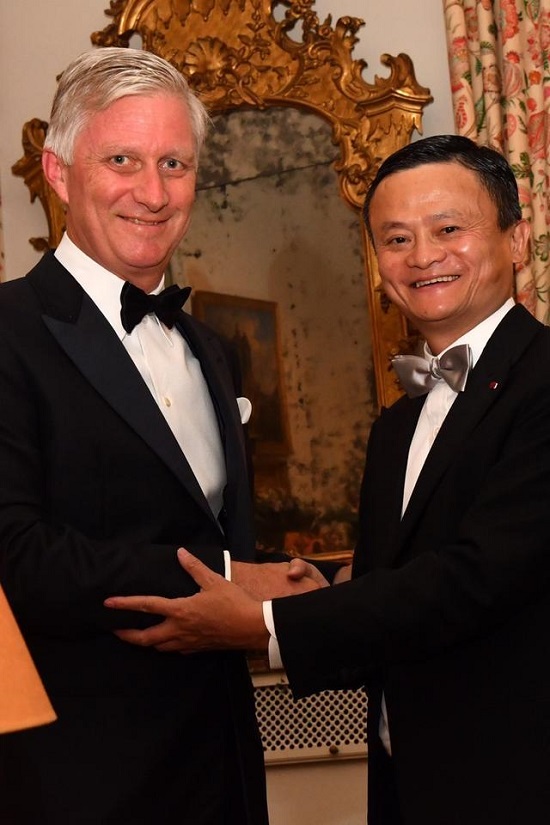 马云被授皇冠勋章 比利时国王亲自授予被称中国第一人 