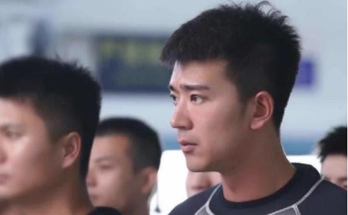 空降利刃乔梁的扮演者是谁 空降利刃乔梁的结局是什么 空降利刃乔梁的扮演者是谁 空降利刃乔梁的结局是什么