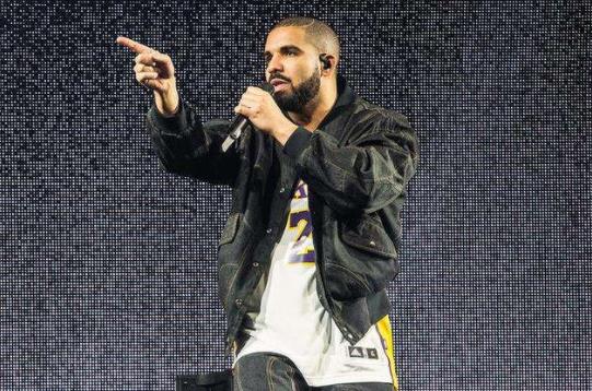 蕾哈娜男友是谁背景惊人 蕾哈娜历届男友大盘点