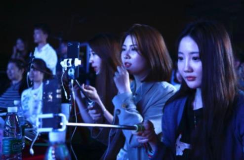 网络主播持证上岗什么情况 当网红必须要考证吗