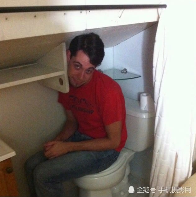 卫生间反人类设计如厕似直播 细数那些反人类设计卫生间 卫生间反人类设计如厕似直播 细数那些反人类设计卫生间