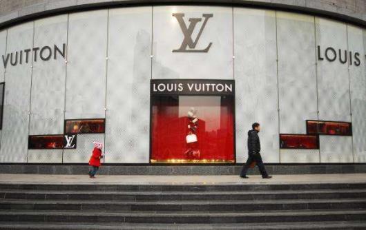 LV或将收购蒂芙尼什么情况 LV或将收购蒂芙尼背后真相是什么 LV或将收购蒂芙尼什么情况 LV或将收购蒂芙尼背后真相是什么