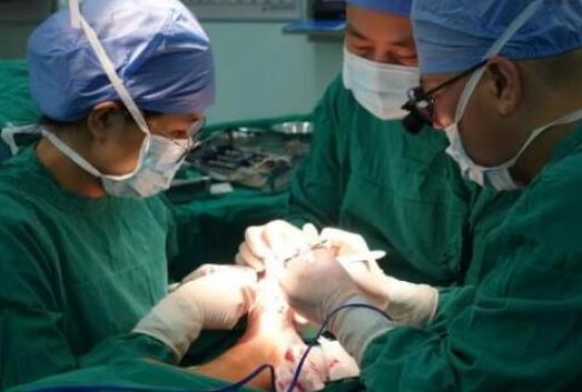 一足生9趾什么情况 详情画面曝光背后的原因引人深思