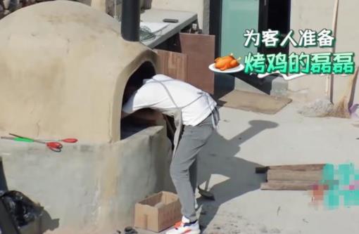 吴磊头发烧焦了怎么回事 吴磊头发烧焦了是什么节目