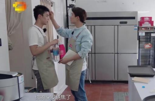 吴磊头发烧焦了怎么回事 吴磊头发烧焦了是什么节目