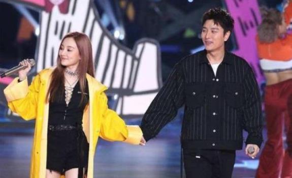 贾乃亮李小璐宣布离婚 细数两人7年感情历程 贾乃亮李小璐宣布离婚 细数两人7年感情历程