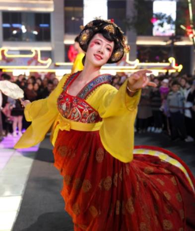 不倒翁兔牙妹叫什么 不倒翁兔牙妹详细资料曝光